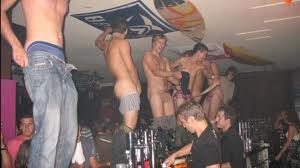 images strip tease conf 4.jpg